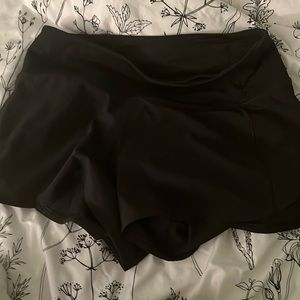 Black lululemon speed ups